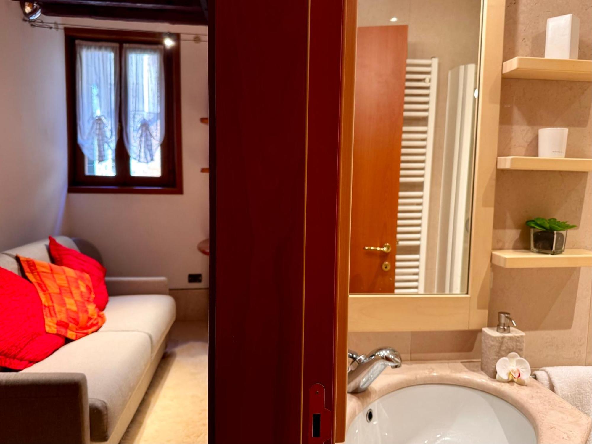 Nama Boutique Residence Benátky Pokoj fotografie